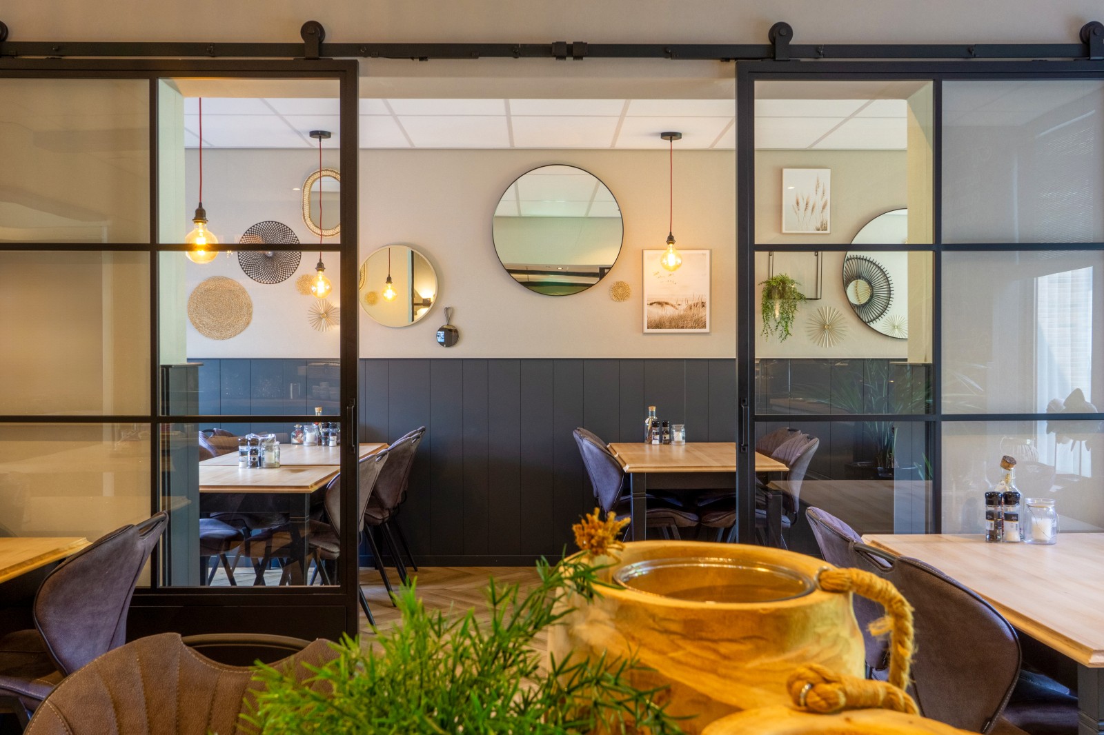 04DeDennen_Ontbijtrestaurant02.jpg